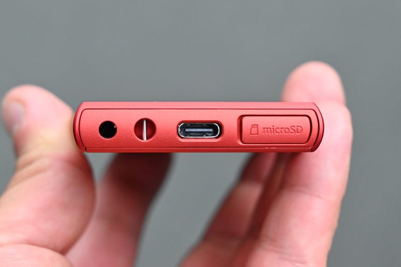 ストリーミングもいい音で！Android搭載のソニー最新ウォークマン「NW
