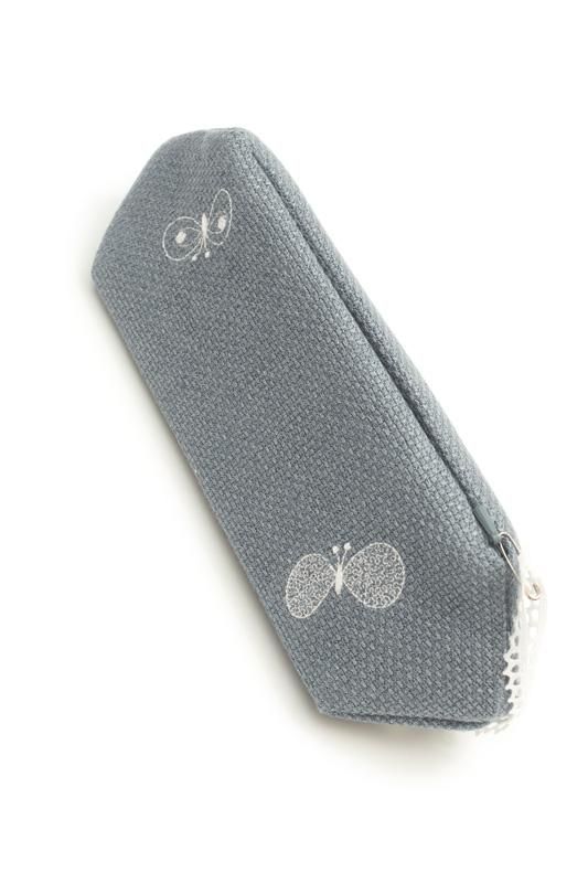 mina perhonen quartz pouch -choucho- - ミナペルホネン正規取扱店