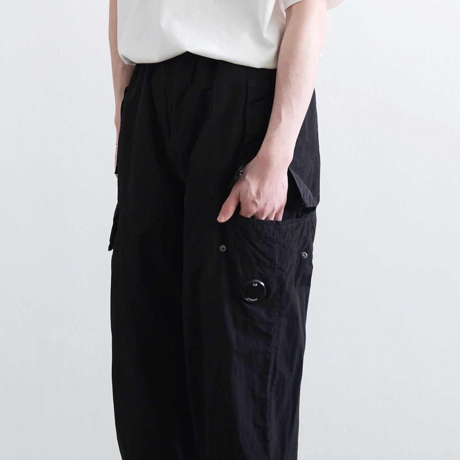 FLATT NYLON OVERSIZE PANTS [BLACK] - WUNDER 大阪 セレクトショップ