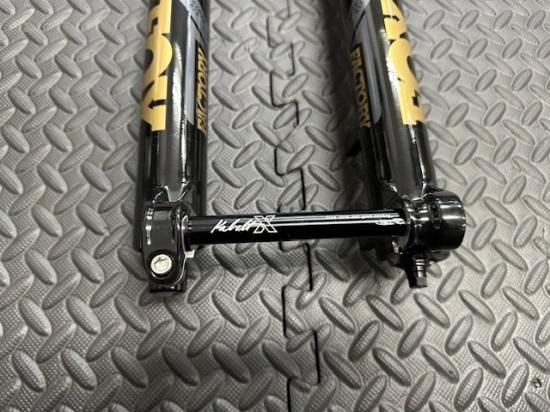 玄武店頭在庫有 2025 FOX 36 FLOAT 29in E-Optimized 160 Grip X2