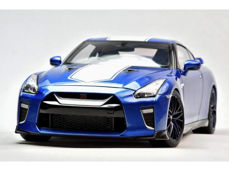 モーターヘリックス】 1/18 日産 GT-R R35 50th アニバーサリー Wangan