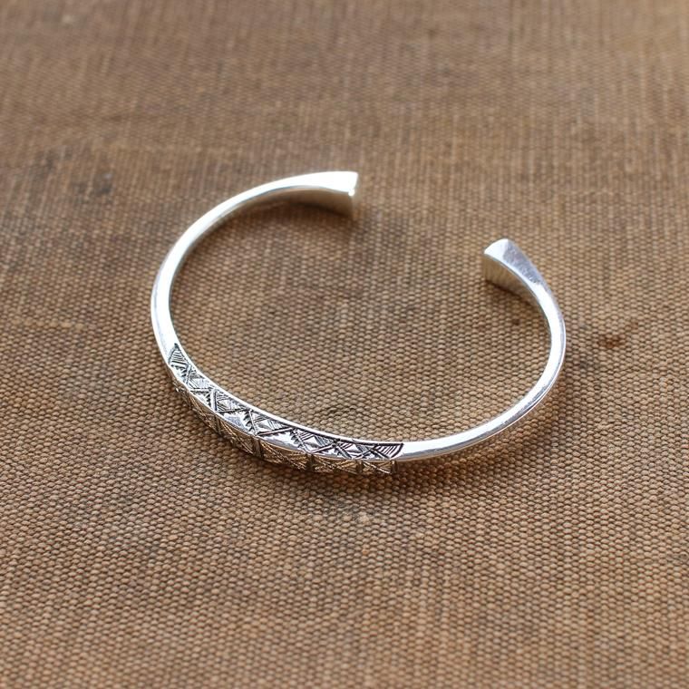 トゥアレグシルバー Touareg Silver トゥアレグ族 バングル 11 Horse Shoe
