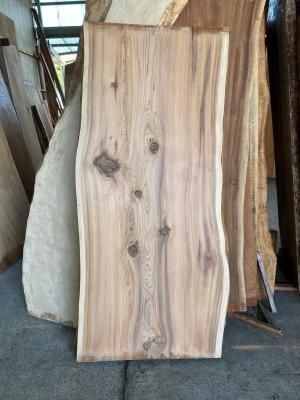 日光杉一枚板- 無垢一枚板、無垢材テーブルのことなら、埼玉県八潮市