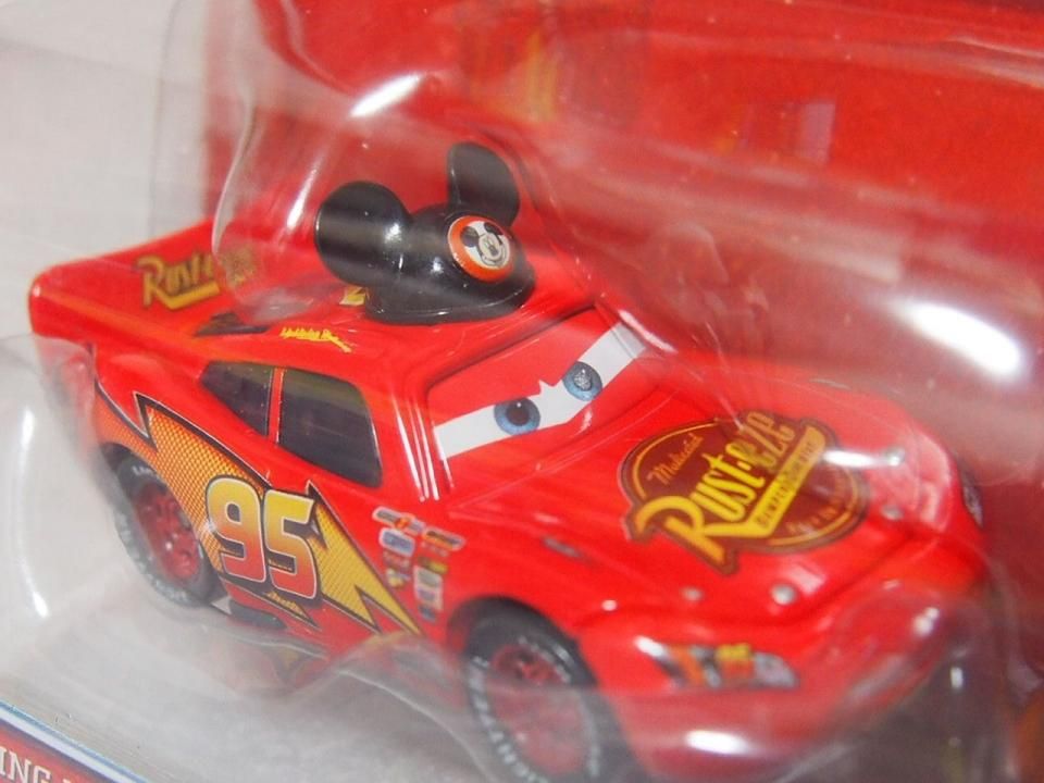 アメリカディズニーテーマパーク限定 MICKEY McQUEEN & GOOFY MATER 2PACK