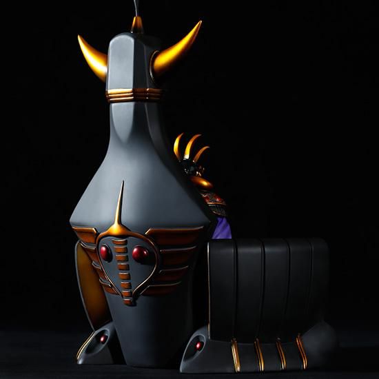 ラオウ 玉座ver. ゴールドカラー - フィギュアメーカー スパイスシード