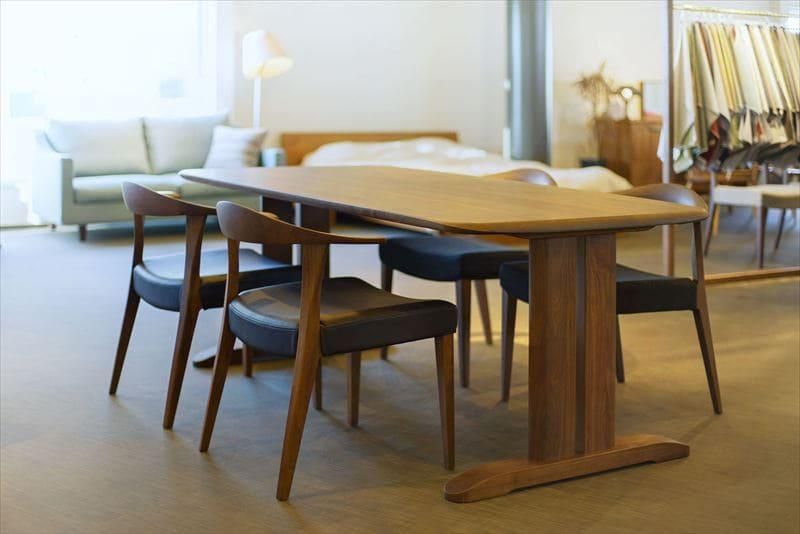 TT-206 ダイニングテーブル 2本脚／ウォールナット - KANEKA（カネカ