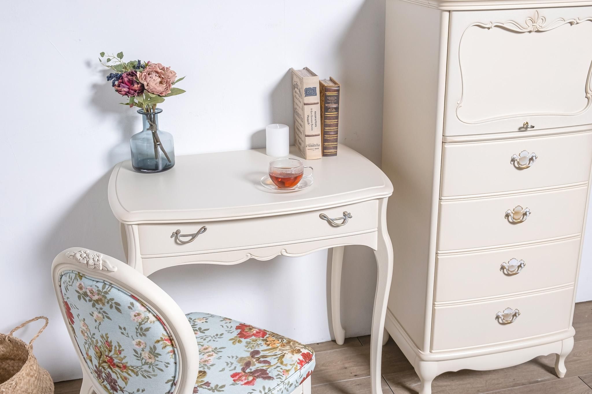 Continue 【カンティーニュ・コンパクトデスク a】（オフィシャル限定