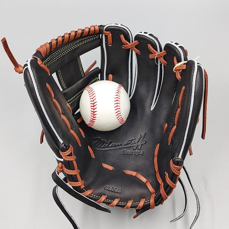 新品 (高校野球対応)】 ウイルソン 硬式グローブ / 内野手用 無料