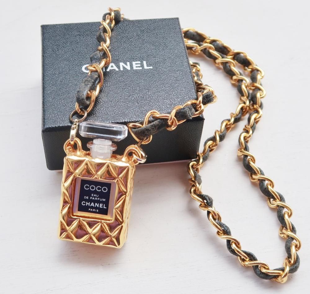CHANEL vintage （シャネル ヴィンテージ）MATERASSE PERFUME BOTTLE