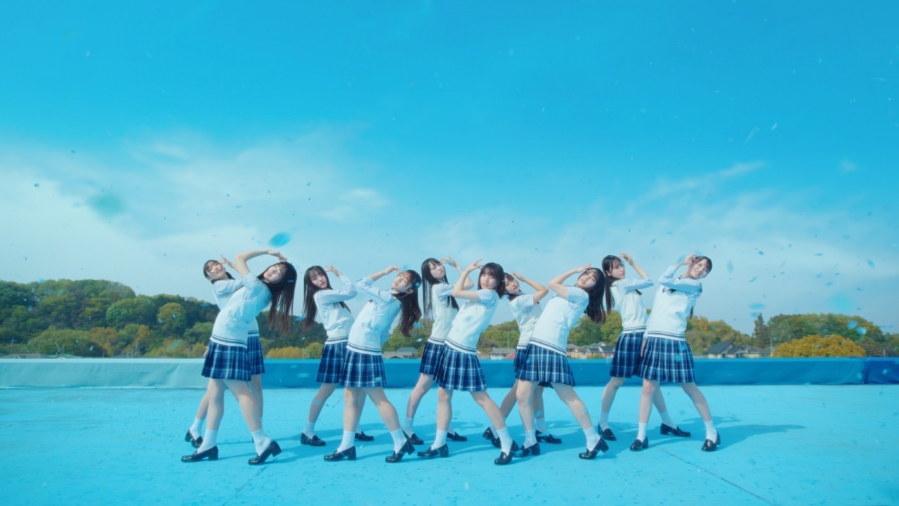 日向坂46、五期生初楽曲「ジャーマンアイリス」MV公開 - News - OTOTOY