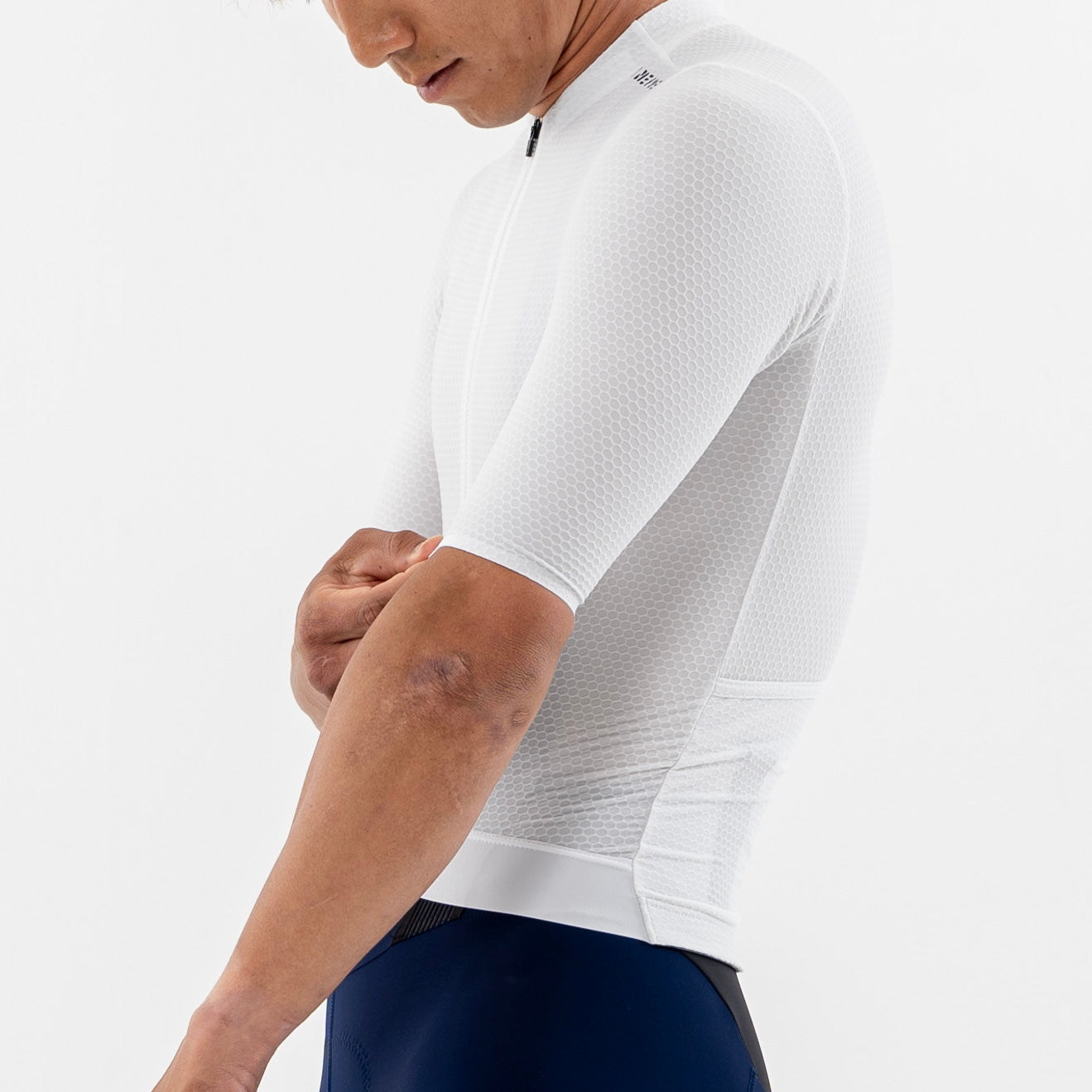 Root Woven Jersey – INEIVE