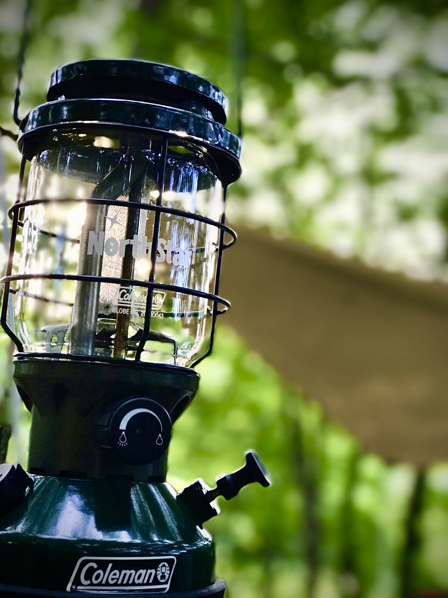 一目惚れ！ホワイトガソリンランタンのColeman「Northstar2000