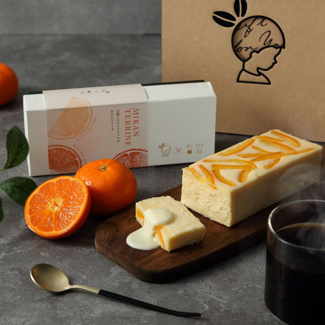 INIC coffee 白餡とホワイトチョコのみかんテリーヌ