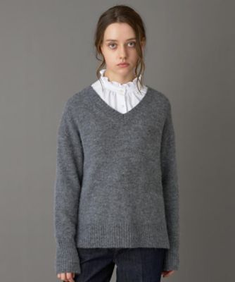 CLASSY．12月号掲載】アルパカブレンドVネックニット