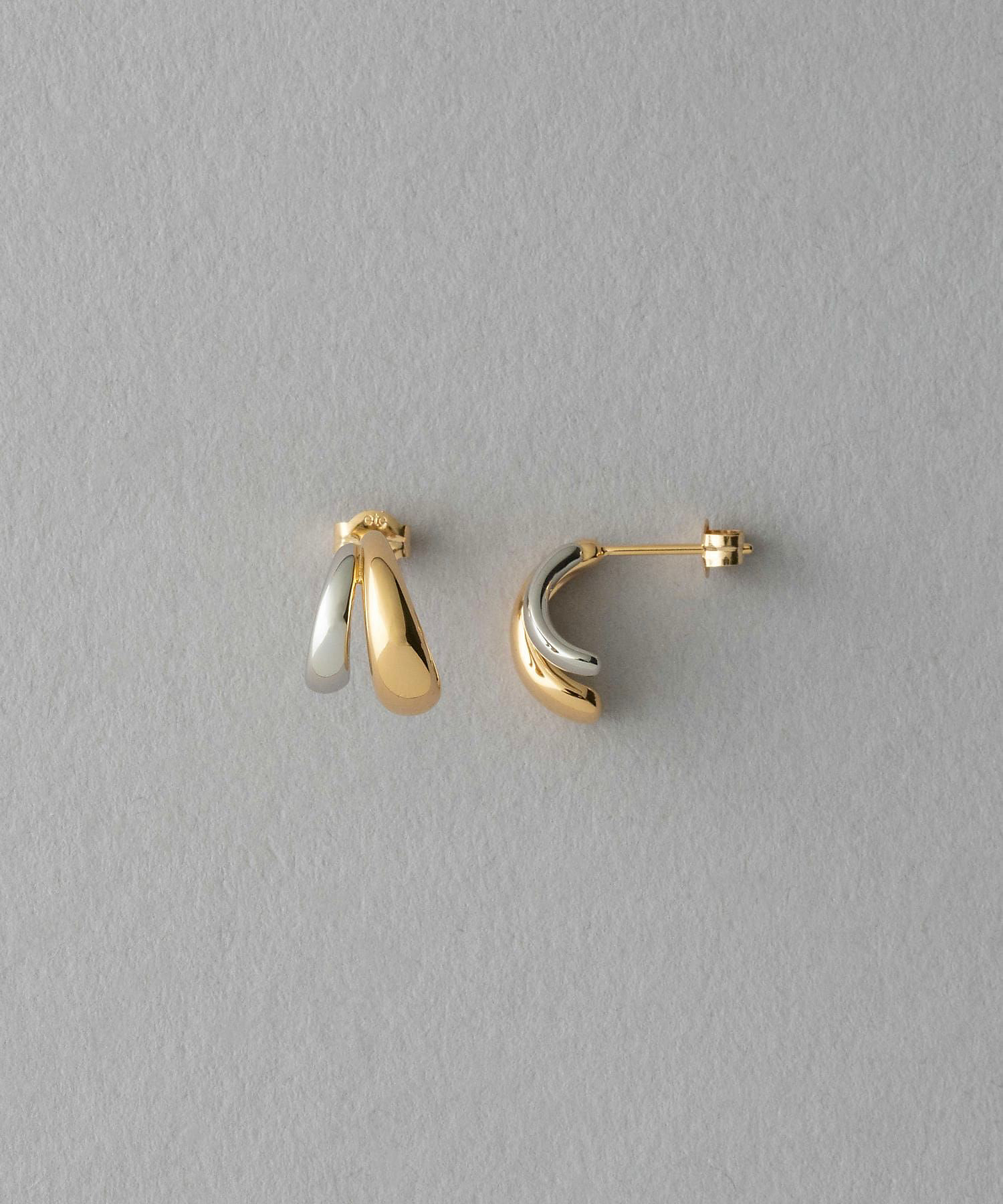 バイカラー ダブルライン ピアス | ete bijoux (Women)/エテ ビジュー