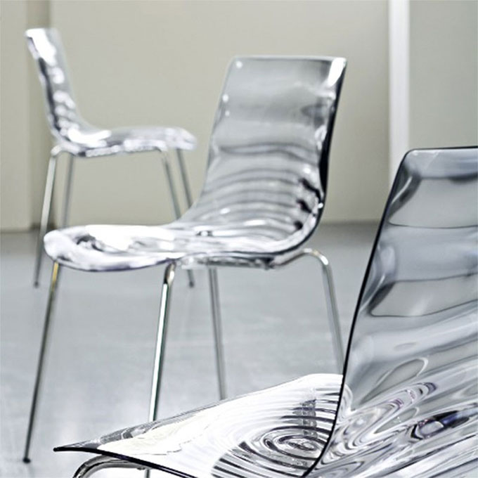 Calligaris(カリガリス)のL'Eau ロウ・チェア - 椅子の店