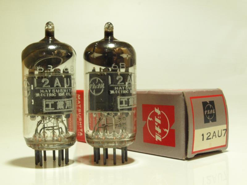カメラのいわもと：真空管 12AU7、ECC82、同等管、類似管商品在庫一覧