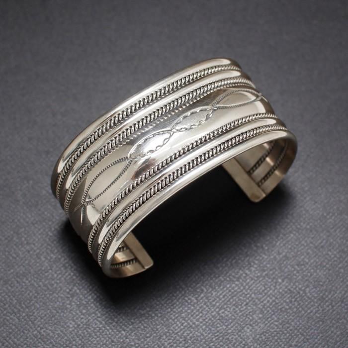 INDIAN（インディアン） インディアンジュエリー ワイド バングル