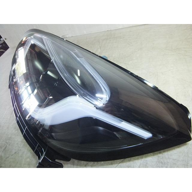 フィット 6AA-GR3 左ヘッドランプ 左ヘッドライト 純正品番33150-TZA