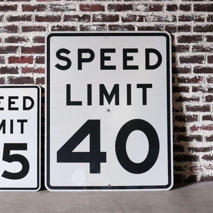 SPEED LIMIT 40 看板 アメリカ 道路標識 ヴィンテージ 白 ロードサイン