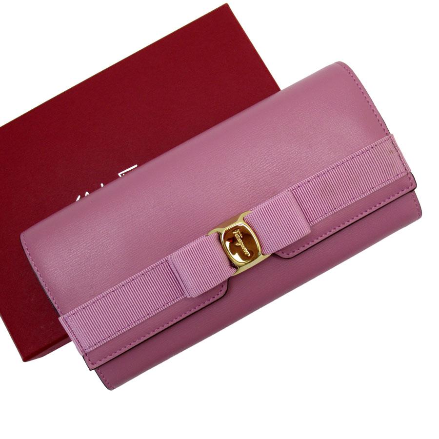 サルヴァトーレフェラガモ Salvatore Ferragamo 長財布 ヴァラリボン