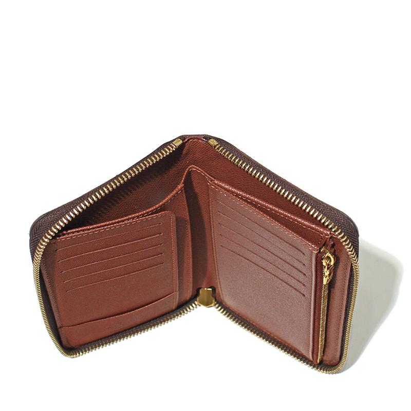 LOUIS VUITTON（ルイ・ヴィトン） ジッピー・コンパクトウォレット