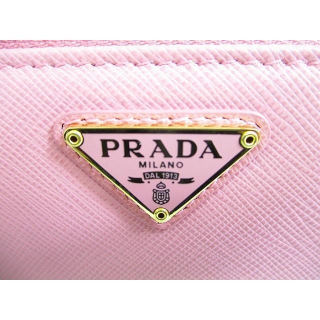 PRADA プラダ トライアングル サフィアーノ ラウンドファスナー 長財布