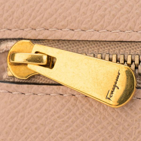 FERRAGAMO（フェラガモ） 並行輸入 長財布 ガンチーニ 22D779 752757