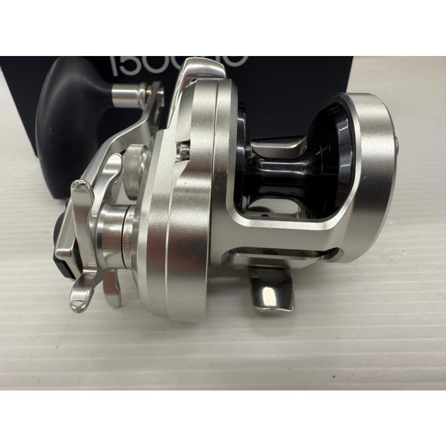 σσ SHIMANO シマノ 17オシアジガー 1500HG 程度B 03667 やや傷や汚れ