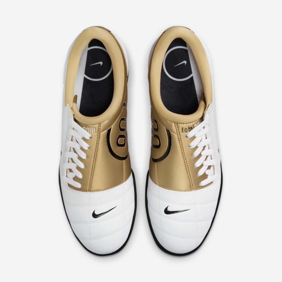 NIKE（ナイキ） サッカーシューズ ☆トータル 90 ☆ Nike TOTAL 90 SP