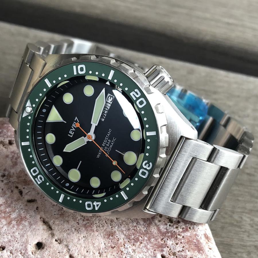 カスタム自在/MOD 自社組立の日本製 メンズウォッチ 20気圧防水 自動