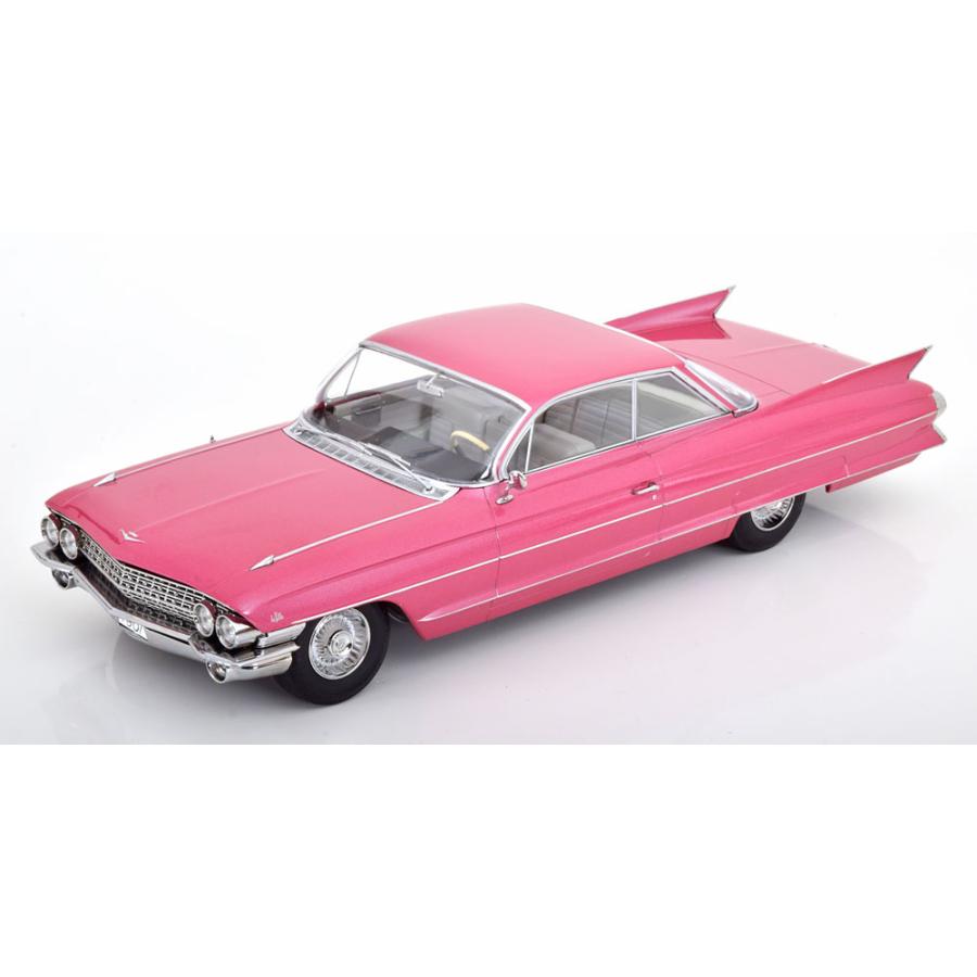 1947 キャデラック ゴールド 金色 1/18 ミニカー 1947 キャデラック