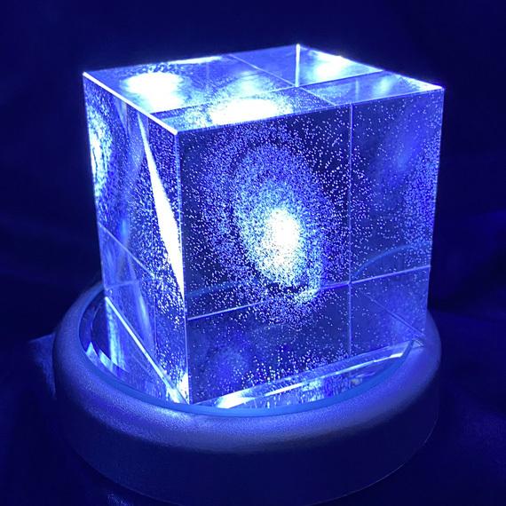 宇宙 銀河の星 3D クリスタルガラス 置物 オブジェ ペーパーウェイト
