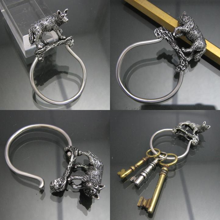 銀の狼、オオカミキーリング シルバー925 SV925(キーホルダー、キー