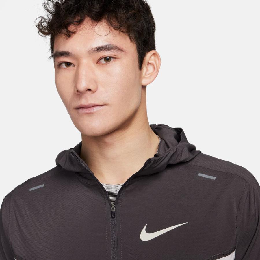 NIKE（ナイキ） NIKE UV レペル ウィンドランナー フーディ ジャケット