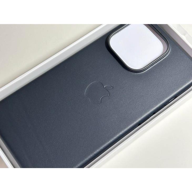 iPhone 14 Pro Apple純正 MagSafe対応 レザーケース・ミッドナイト