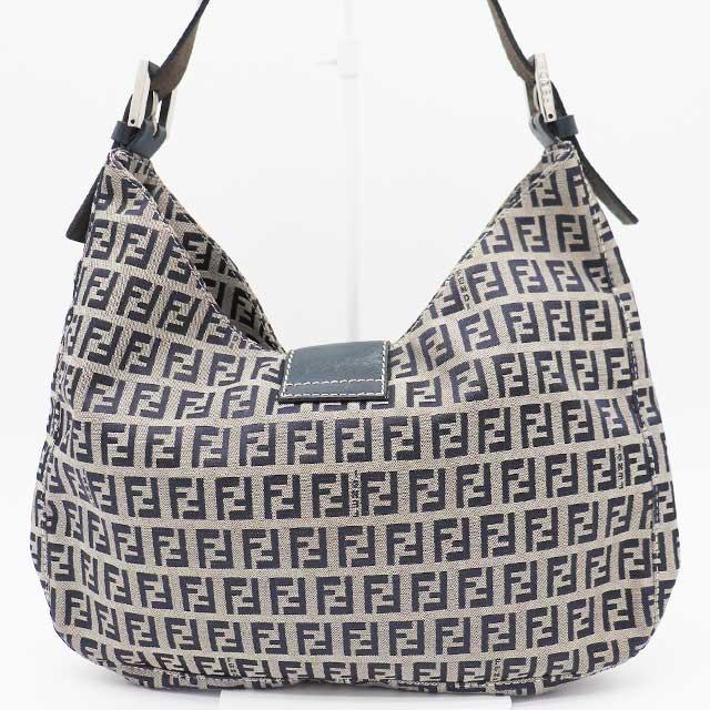 FENDI（フェンディ） ズッカ柄 ズッキーノ ショルダーバッグ