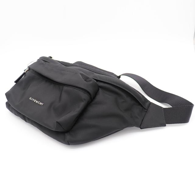GIVENCHY（ジバンシィ） （美品）ジバンシー エッセンシャル U ボディ