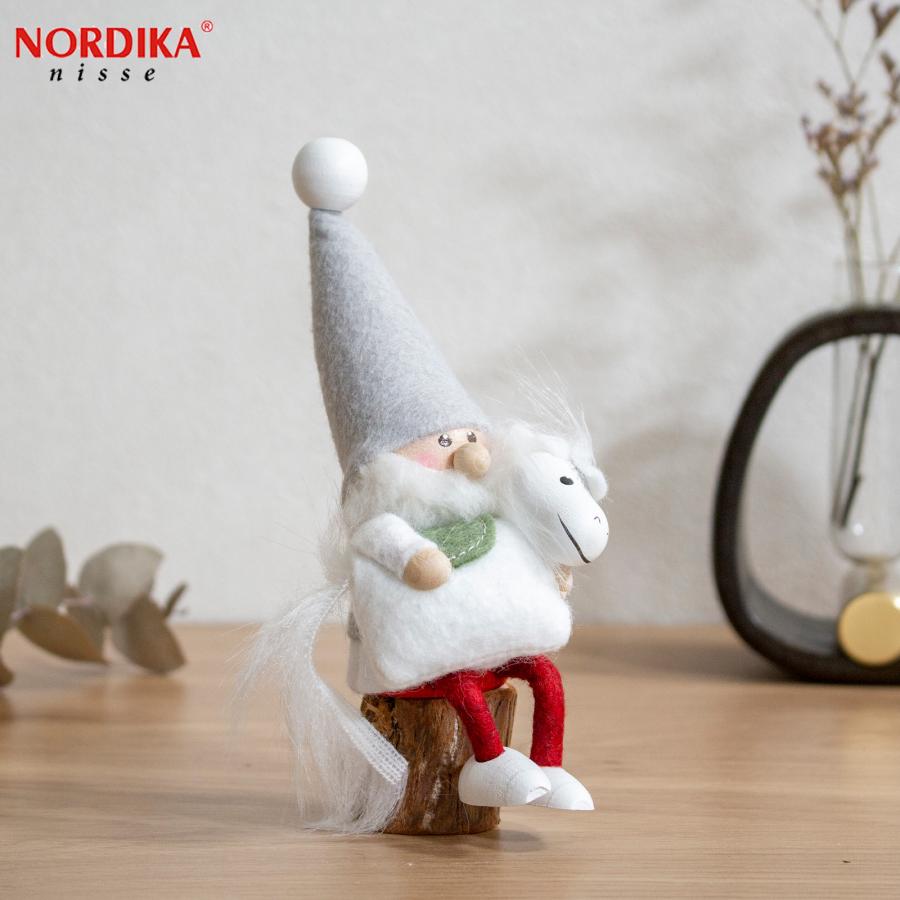 今季完売】ノルディカニッセ 2025 新作 馬を抱えたサンタ サイレント