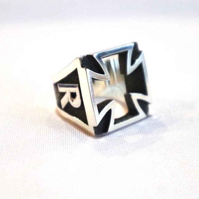 WEIRDO（ウィアード） サイズ23,25,27号 CROSS RING SILVER925