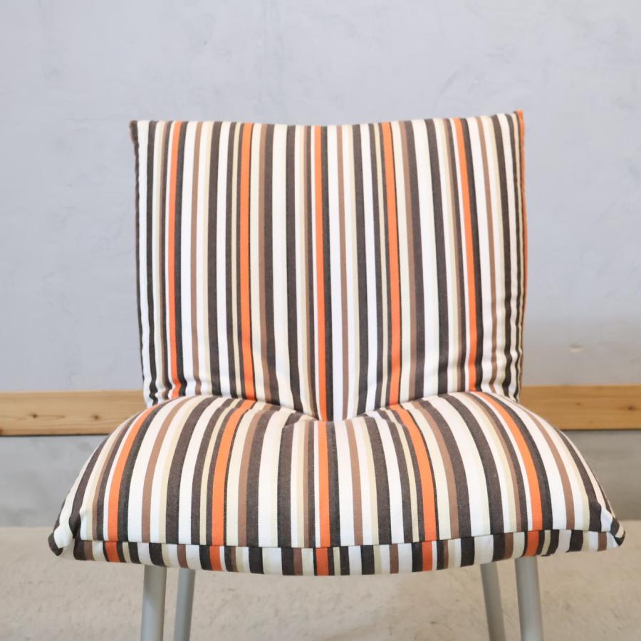 ligne roset（リーン・ロゼ） CALIN カラン ダイニングチェア 2脚