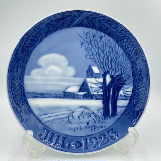 ROYAL COPENHAGEN（ロイヤルコペンハーゲン） イヤープレート 1923年
