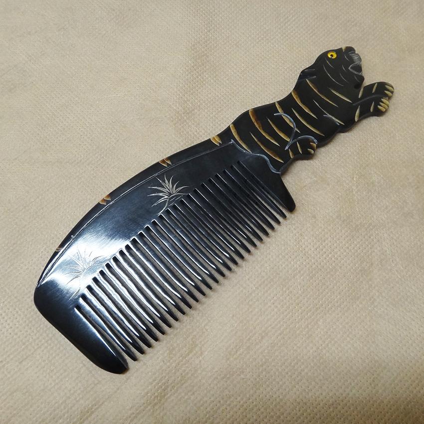 ベトナム雑貨】水牛の角の櫛（黒/干支/寅） : 菊五郎の店 - 通販