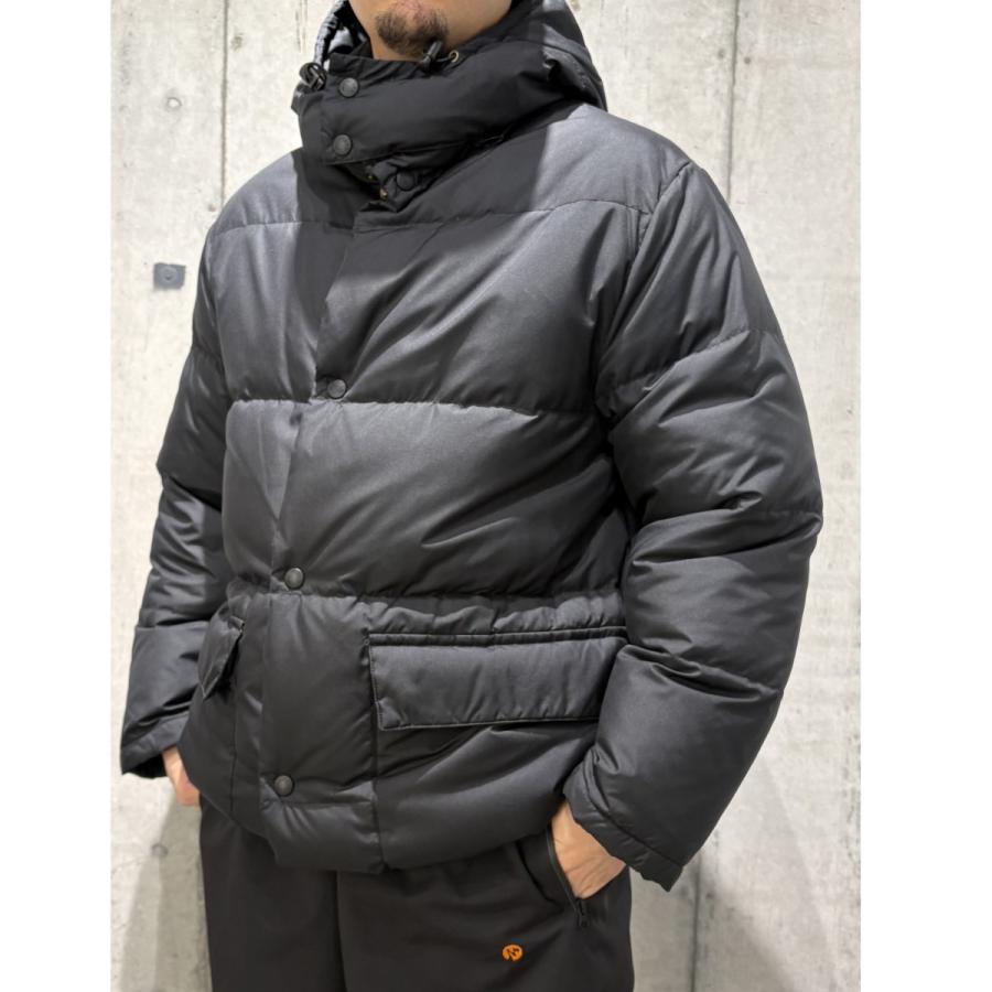 MONCLER（モンクレール） 茶タグ廃番PARISパリボリュームダウン