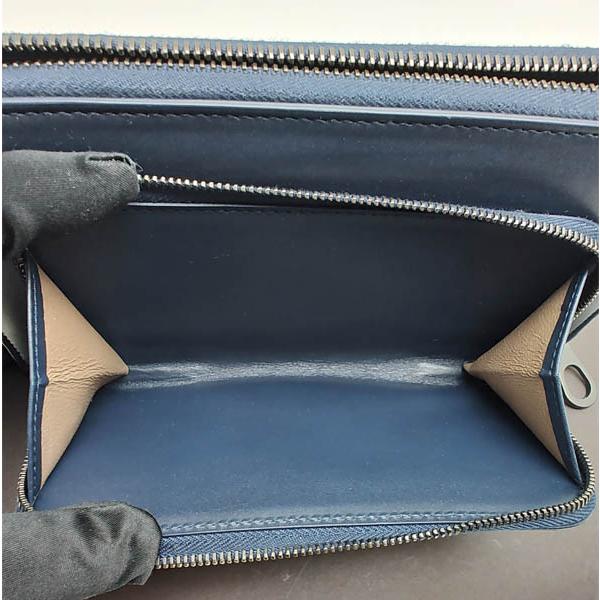 BOTTEGA VENETA（ボッテガ・ヴェネタ） 未使用品 ラウンドファスナー長