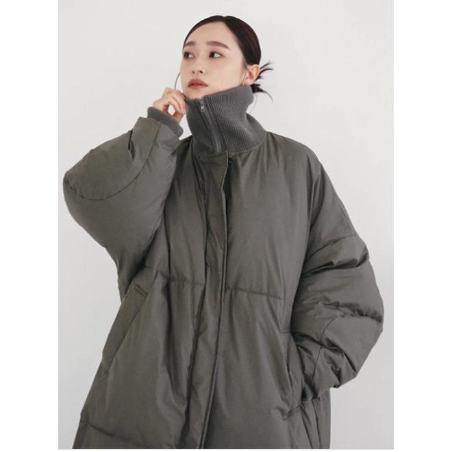 ETRE TOKYO（エトレトウキョウ） Hella / ヘラ HIGHNECK DOWN CO 23