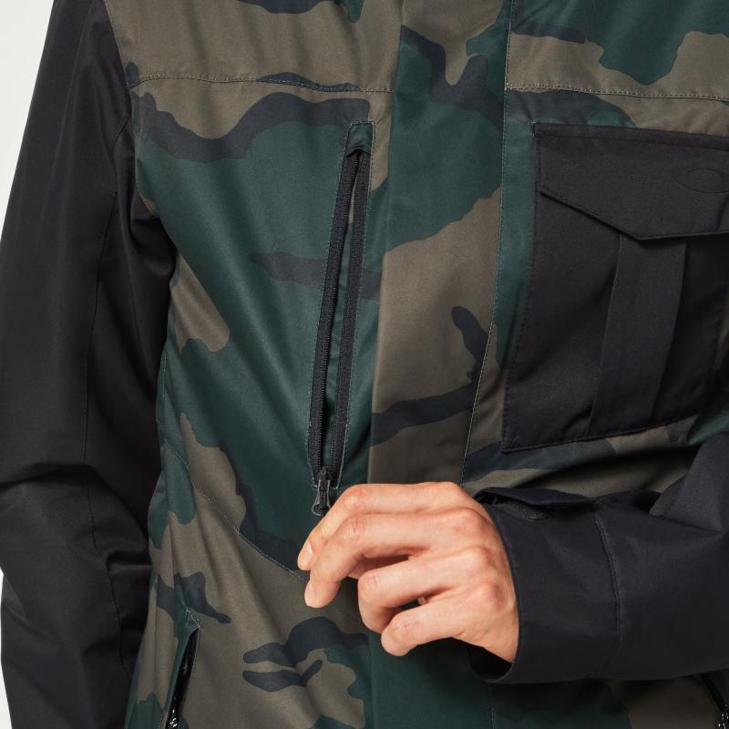 OAKLEY（オークリー） ○ OAKLEY CORE DIVISIONAL RC INSULATED JKT