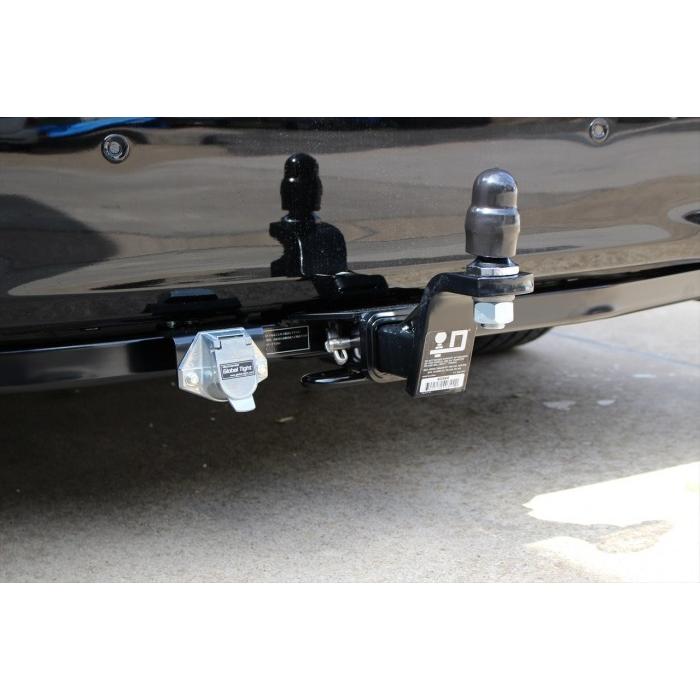 Global Tight（グローバルタイト）アルファード30系ヒッチメンバー