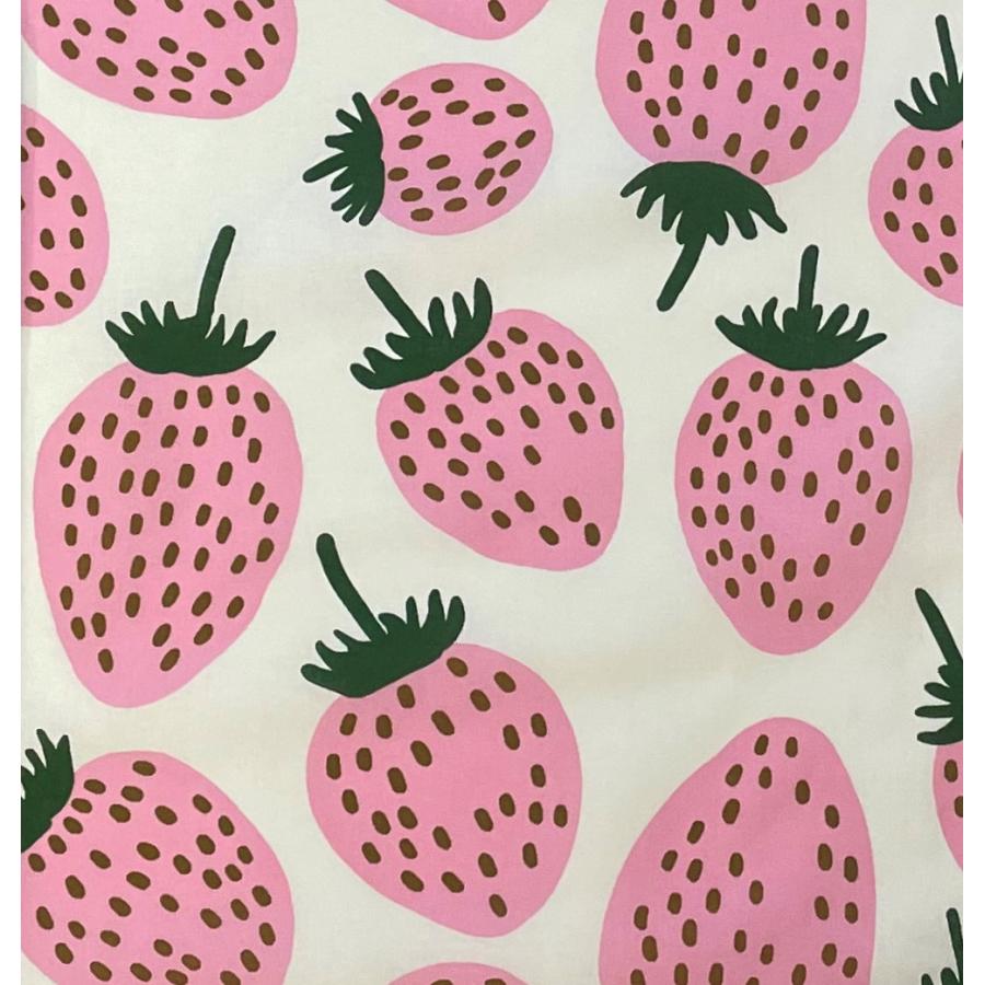 marimekko（マリメッコ） ファブリック PIENI-MANSIKKA COTTON