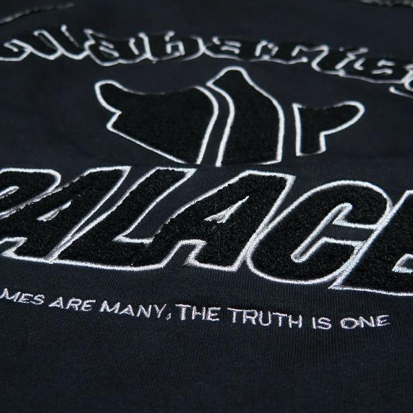 PALACE（パレス） x MAHARISHI マハリシ SCRIPT APPLIQUE CREW